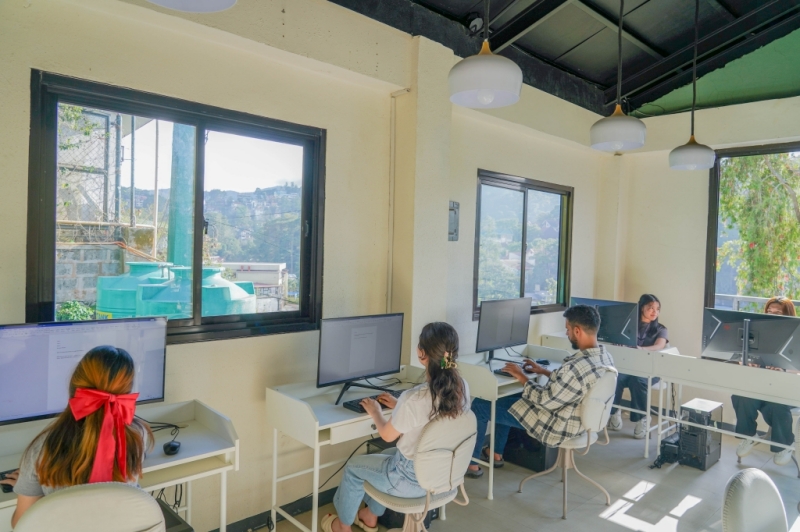 フィリピン留学 Cebu21 - Challenger Campus-Computer Room-18